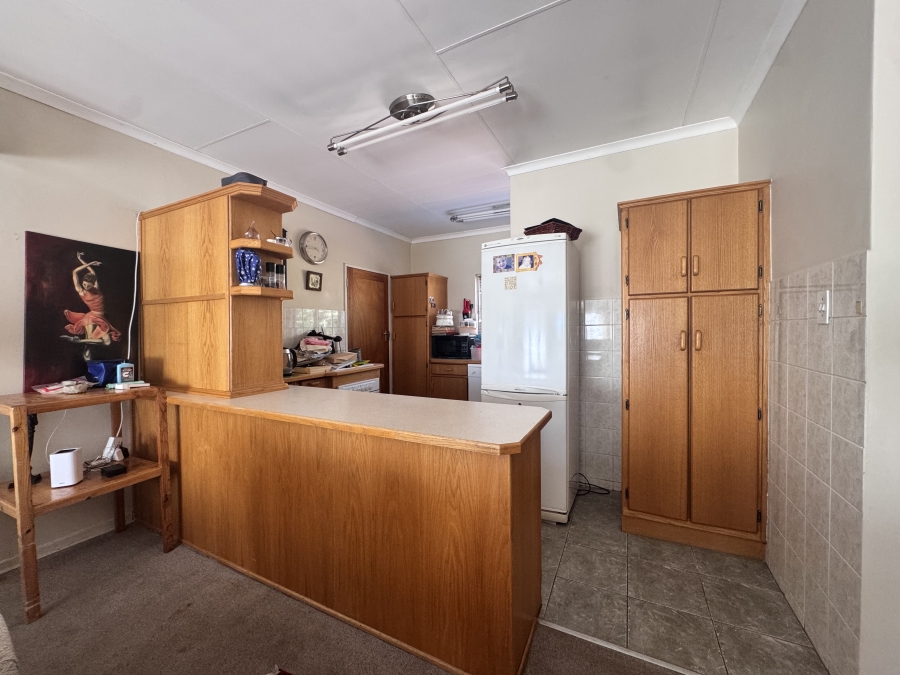 To Let 3 Bedroom Property for Rent in Flamwood North West